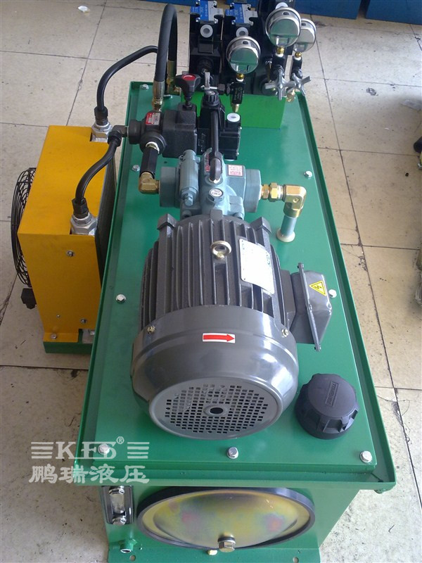 汽車簡體翻邊機液壓系統