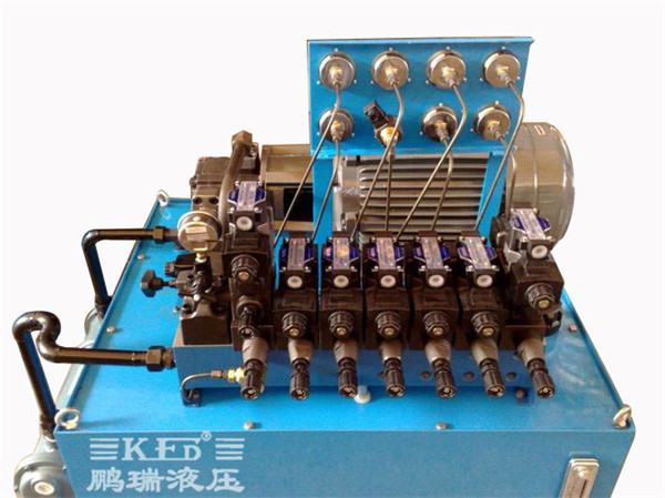 鵬瑞汽車四工位沖孔機液壓系統