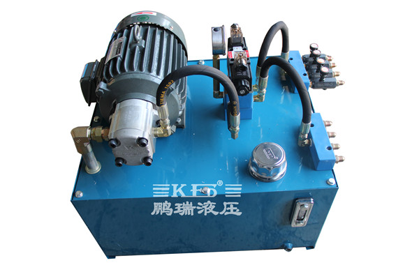 環保飛機液壓站.jpg 環保飛機液壓站.jpg