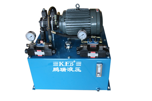 【液壓系統】在使用前，應如何清洗？